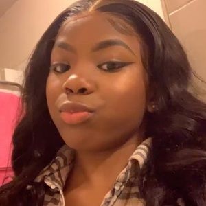 Meet your Posher, Kay